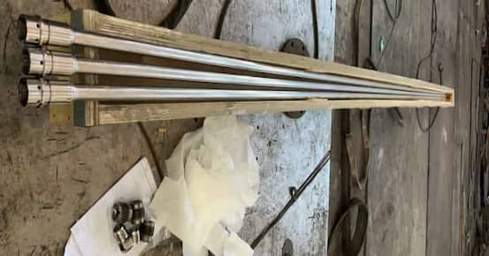 Weixan fournit des tubes de réaction, des têtes de distribution, des buses et des pièces de rechange associées pour une ancienne usine européenne appartenant à une société multinationale